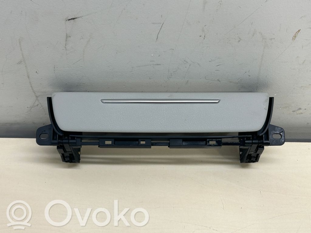 Audi A8 S8 D4 4H Compartimiento/consola central del panel 