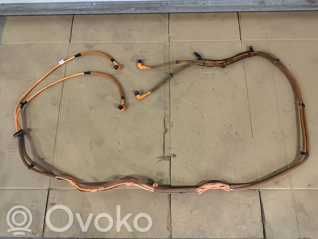 Volkswagen Touareg II Korkeajännitekaapeli 