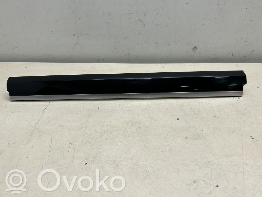 Porsche Cayenne (92A) Ramka schowka deski rozdzielczej 