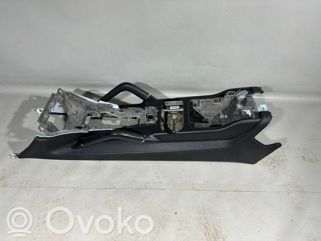 Porsche Cayenne (92A) Consola central 
