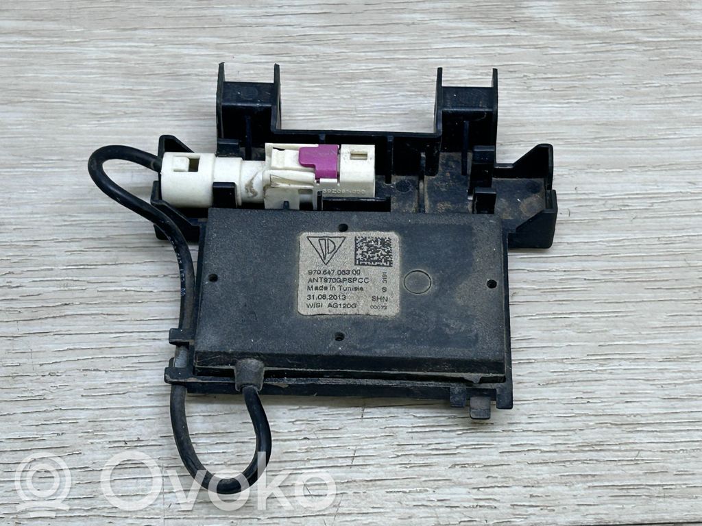 Porsche Panamera (970) GPS-pystyantenni 
