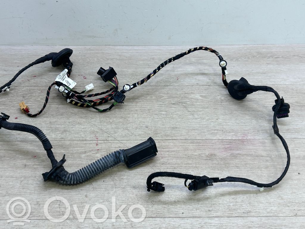 Cableado de puerta trasera   95B971688J
