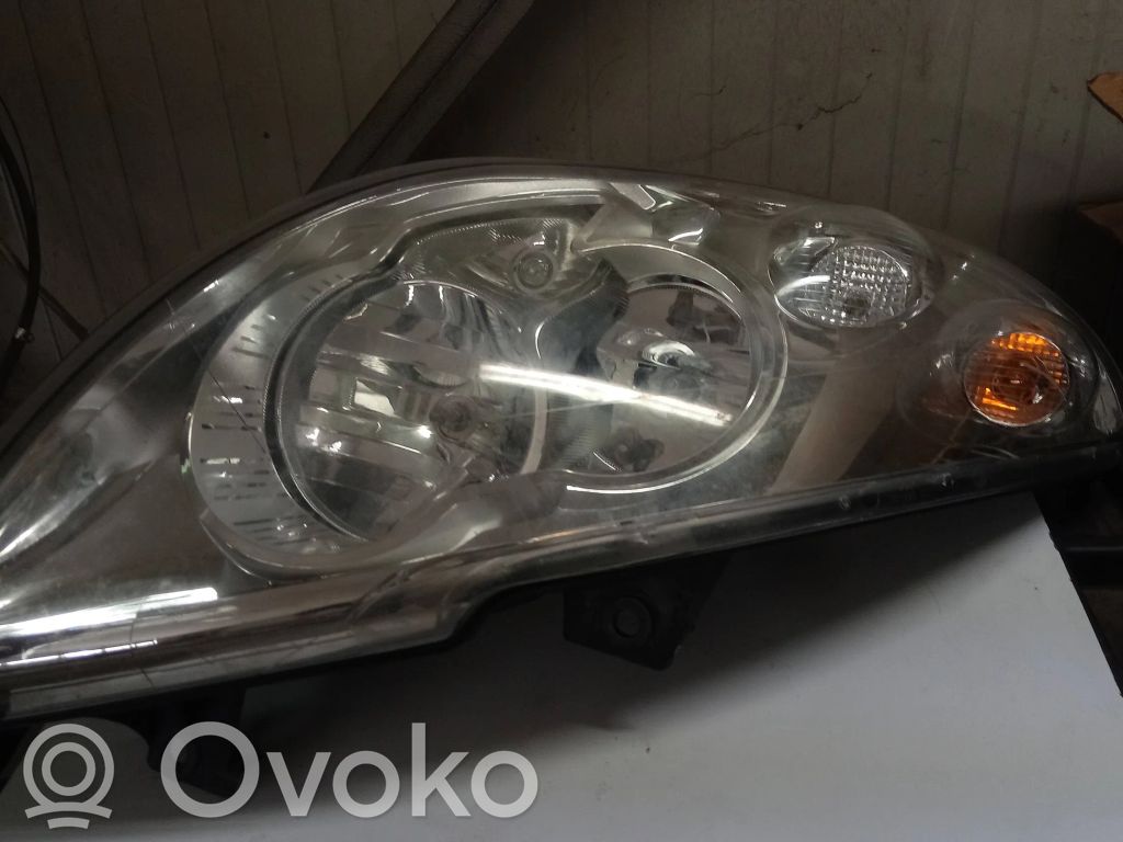 Renault Master III Headlight/headlamp 