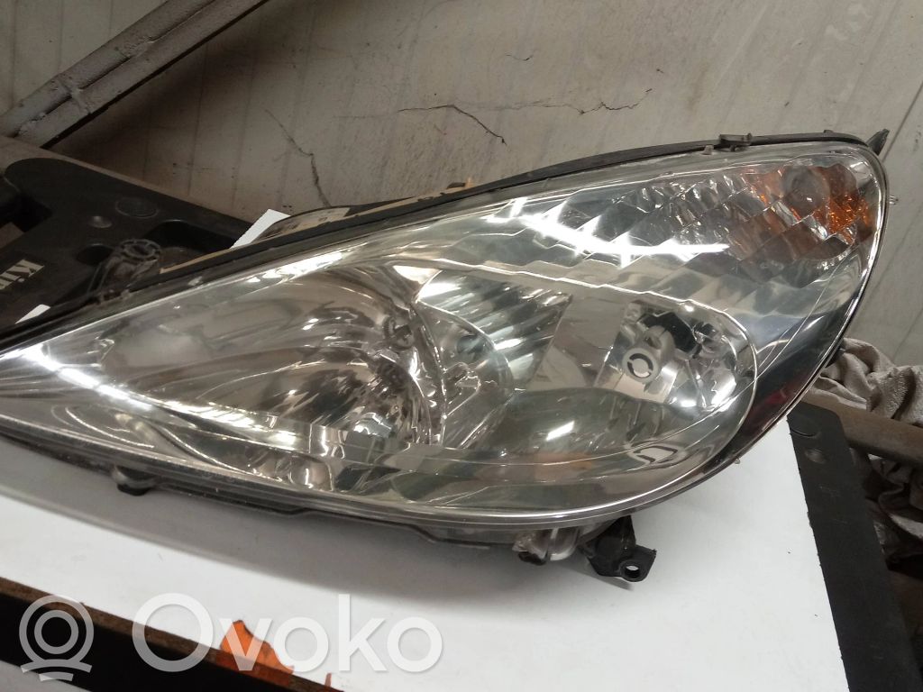 Peugeot 607 Headlight/headlamp 