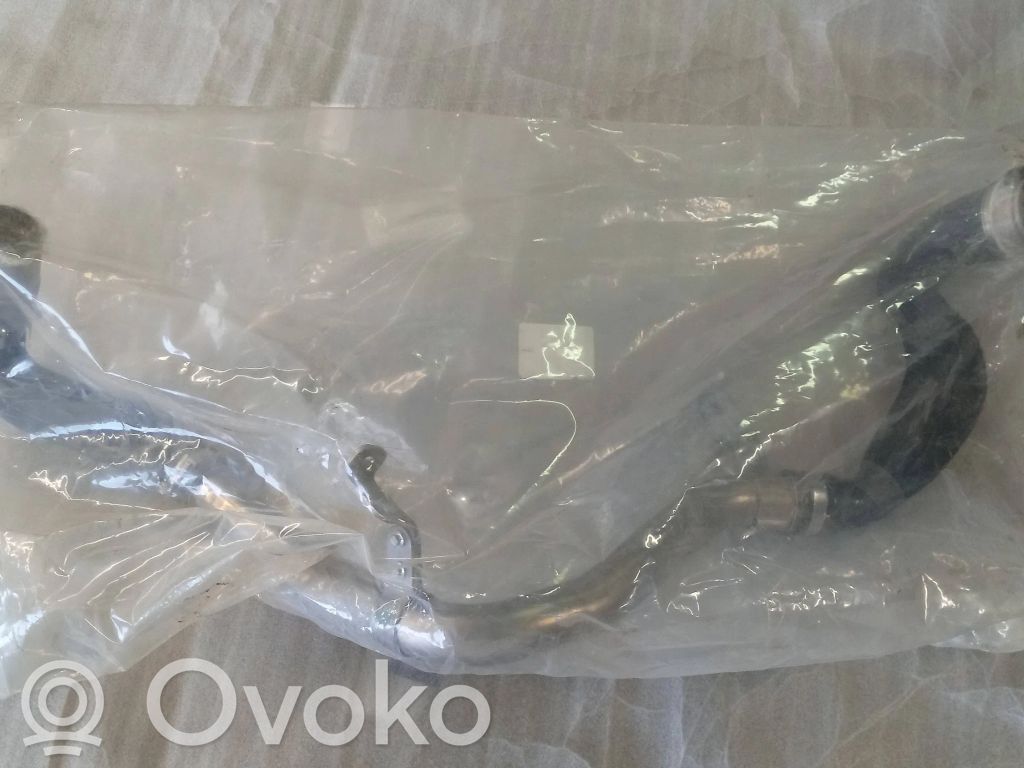 Renault Master III Välijäähdyttimen letku 