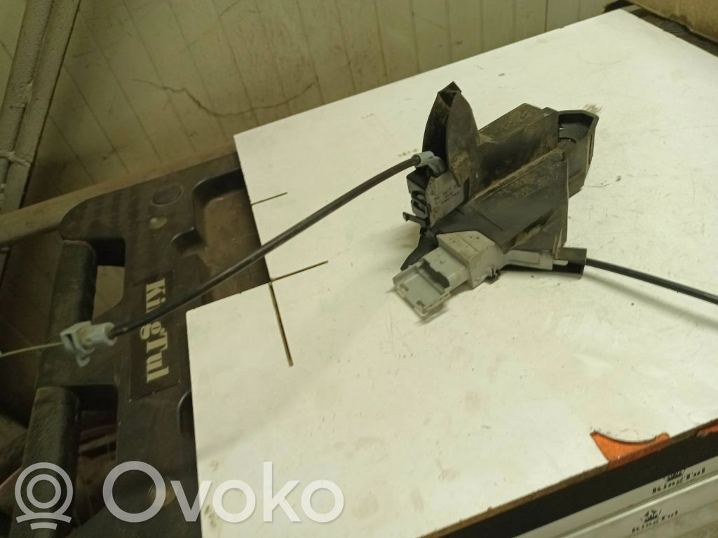 Citroen C4 I Front door lock 