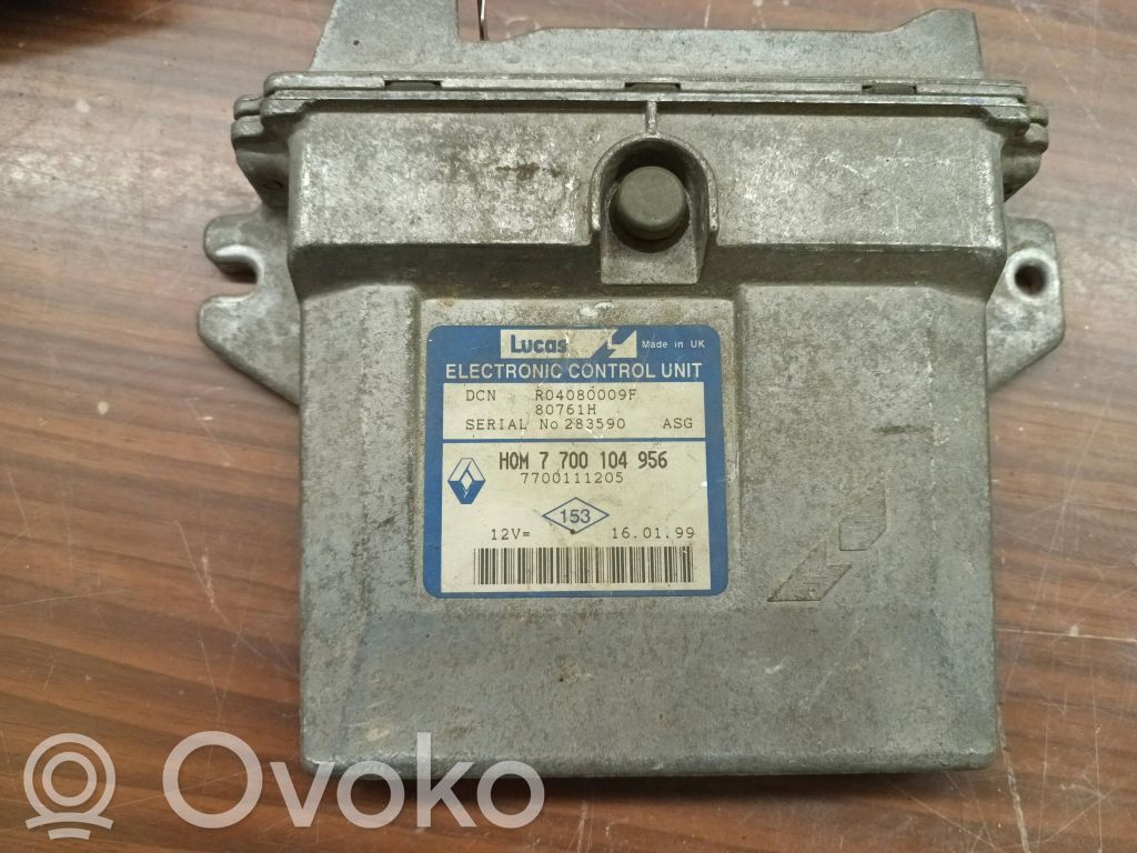 Renault Clio II Engine control unit/module 