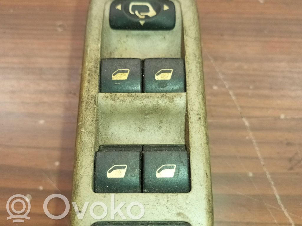 Citroen C5 Electric window control switch 