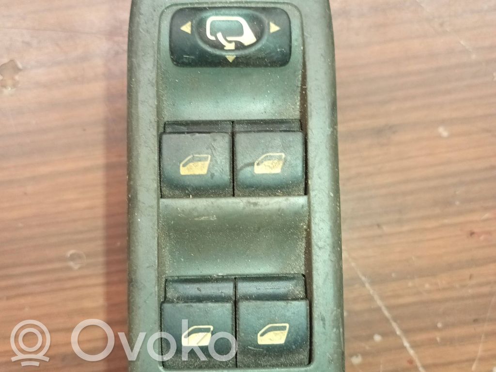 Citroen C5 Electric window control switch 