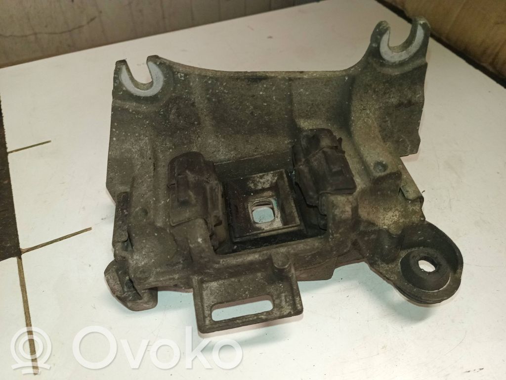 Renault Scenic III -  Grand scenic III Engine mount bracket 