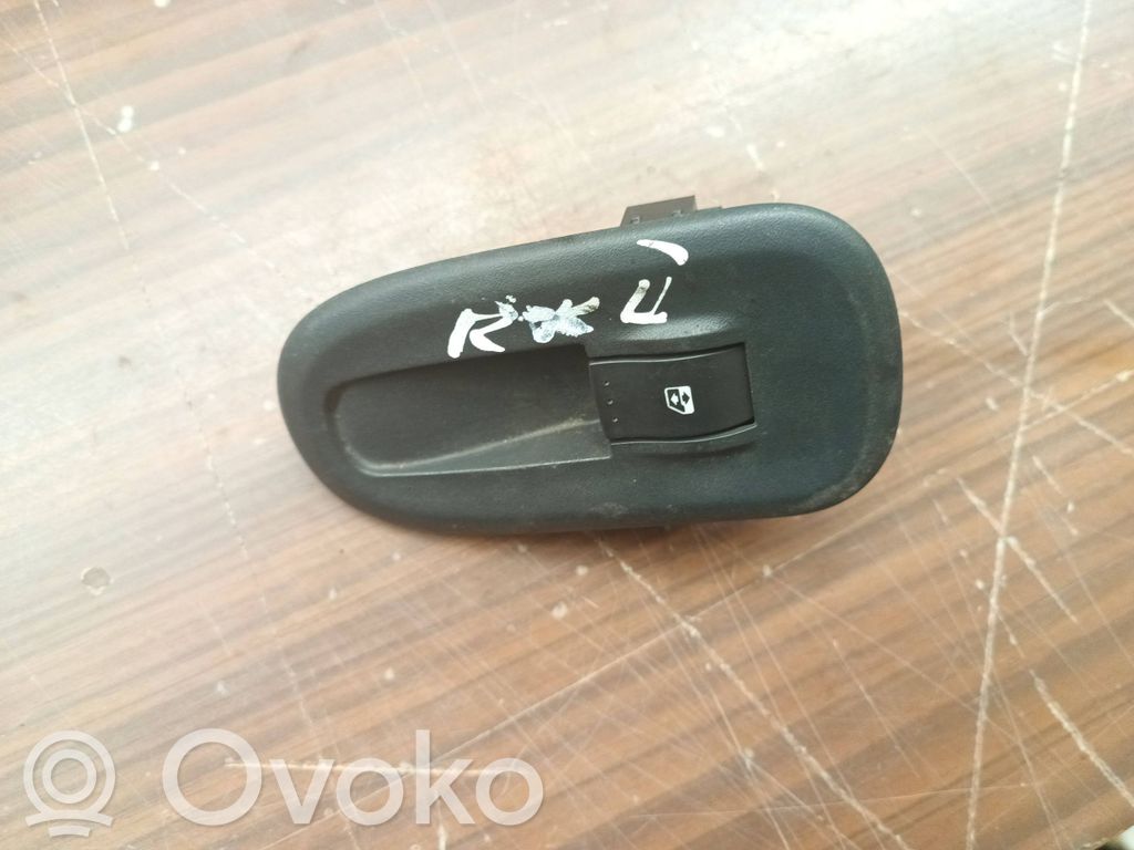 Renault Kangoo II Electric window control switch 