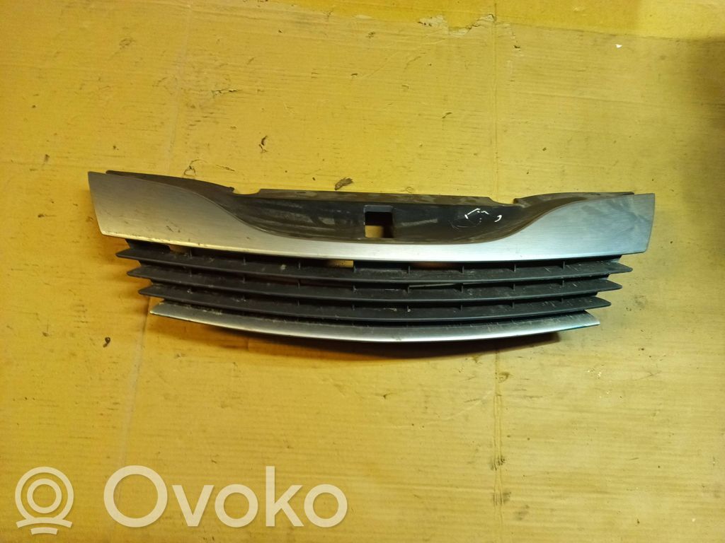 Renault Laguna II Front grill 