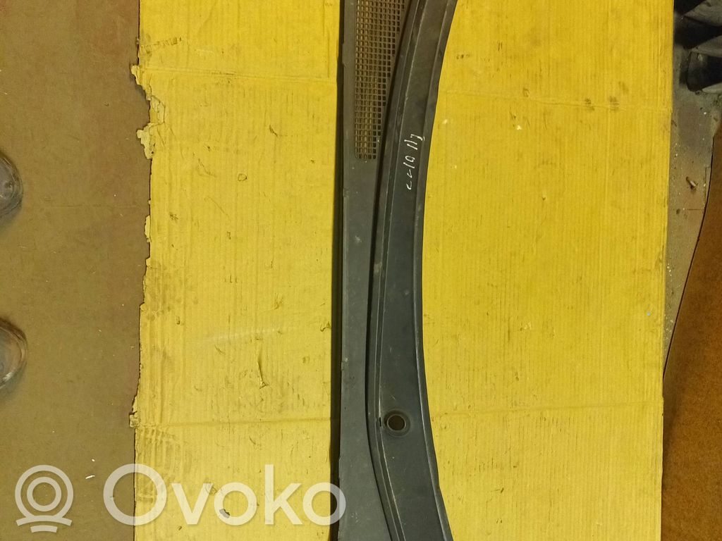 Renault Clio III Wiper trim 