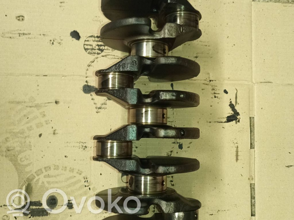 Kampiakseli   9HW