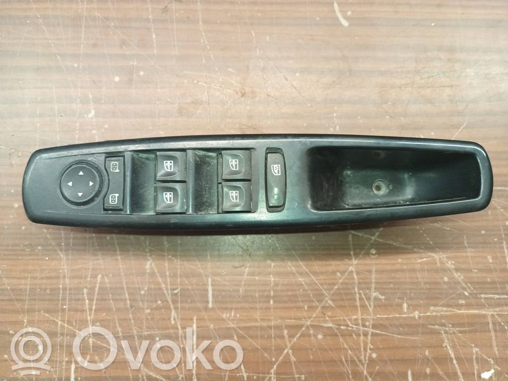 Renault Scenic III -  Grand scenic III Electric window control switch 