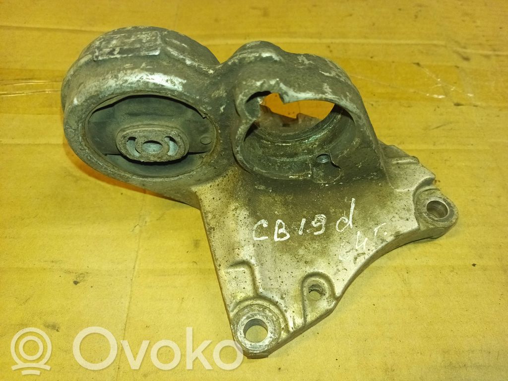 Citroen Berlingo Driveshaft support bearing bracket 