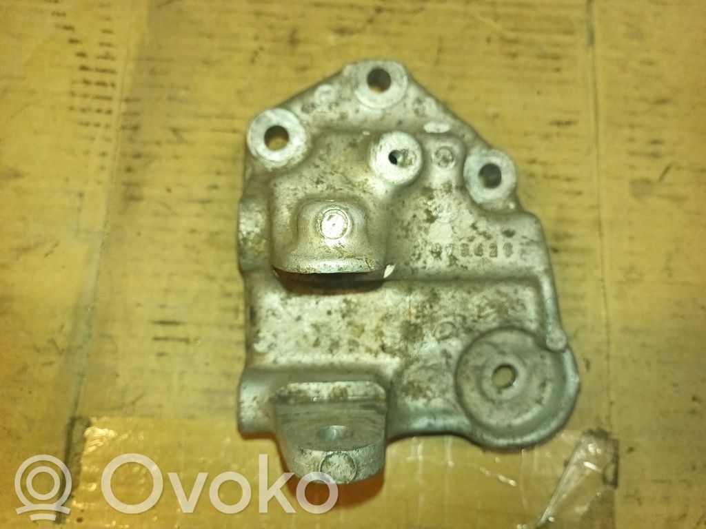 Citroen Jumpy Engine mounting bracket 