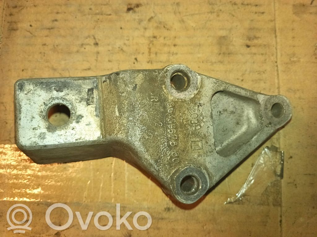 Peugeot Partner Engine mounting bracket 