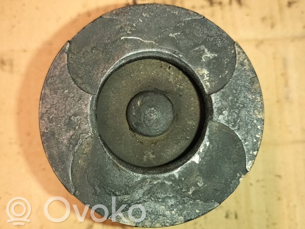 Renault Master II Piston 