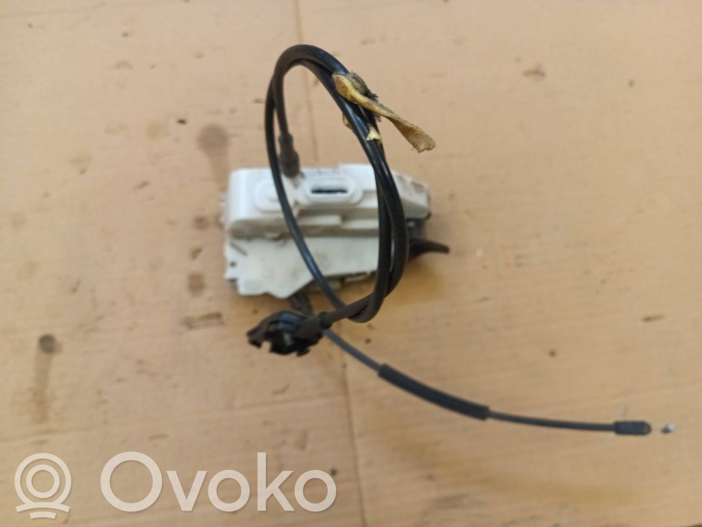 Renault Twingo II Priekinė durų spyna 