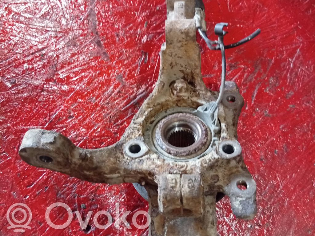Opel Astra H Front wheel hub 