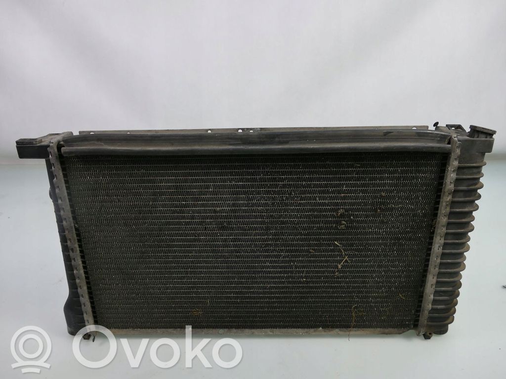 Dzesēšanas šķidruma radiators   1723455