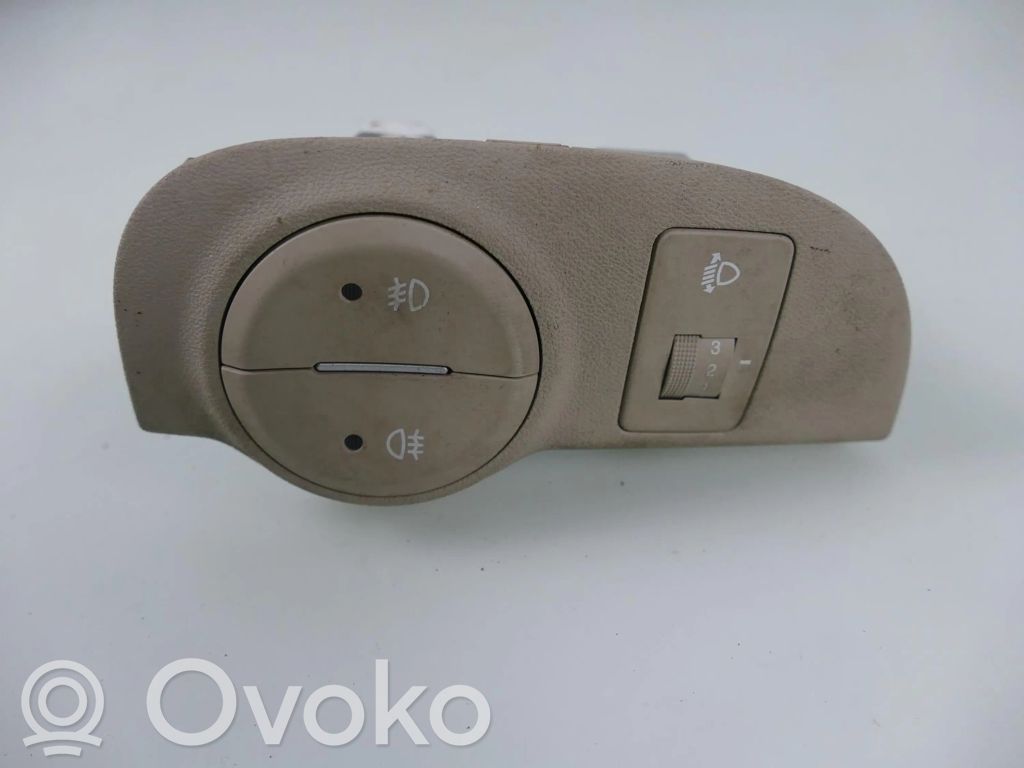 Hyundai Accent Light switch 