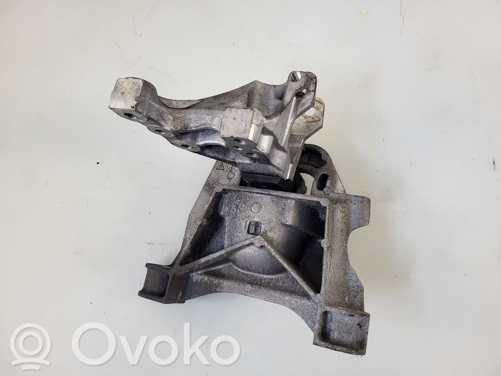 Peugeot 308 Engine mount vacuum valve 