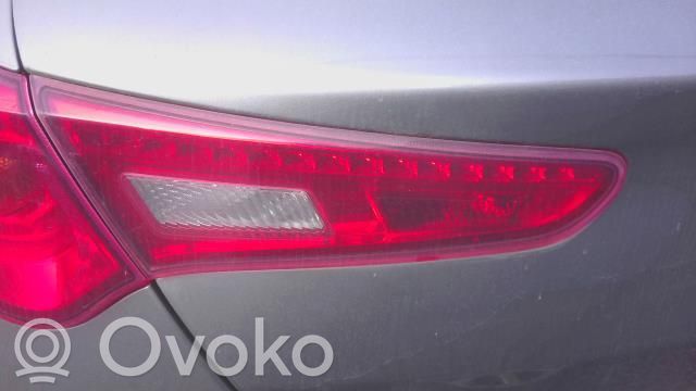 Alfa Romeo Giulietta Takaluukun takavalot 