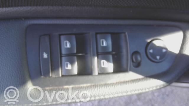 Interruptor del elevalunas eléctrico   61316970242