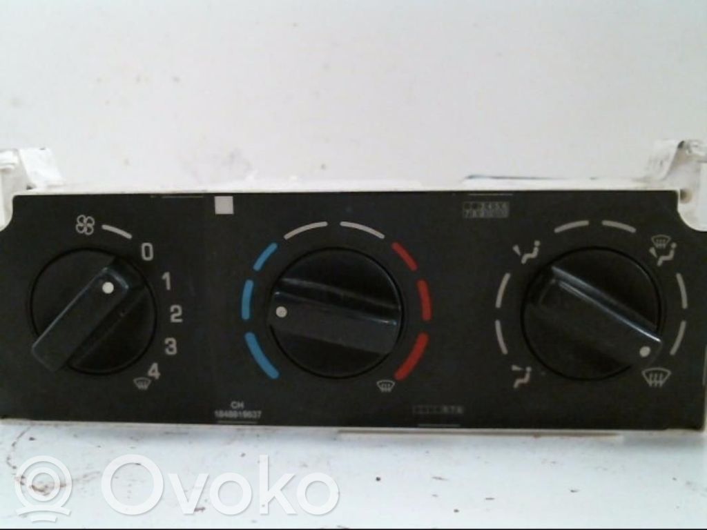 Climate control unit   030805G