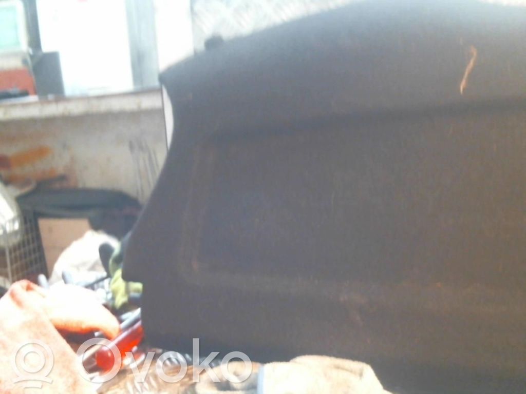 Ford Fiesta Hattuhylly 