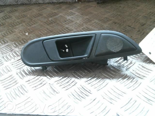 Ford Fiesta Manecilla interna puerta delantera 