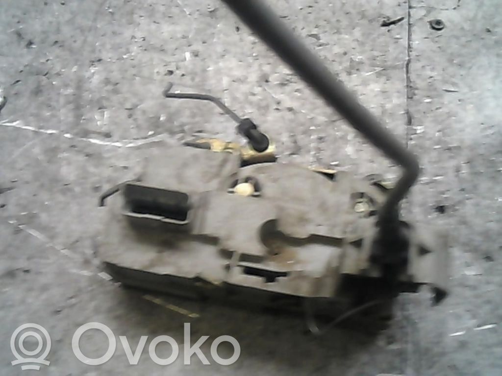 Zamek drzwi przednich   9135Z0