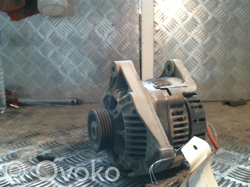 Renault Clio I Generator/alternator 