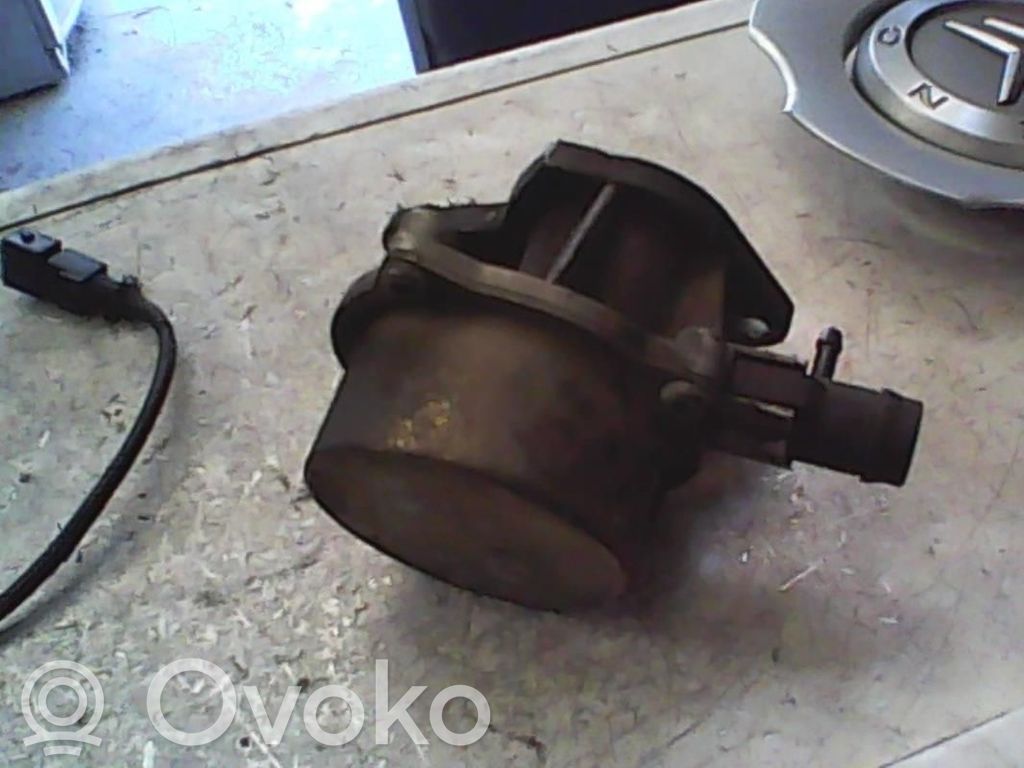 Renault Clio II Pompa podciśnienia 