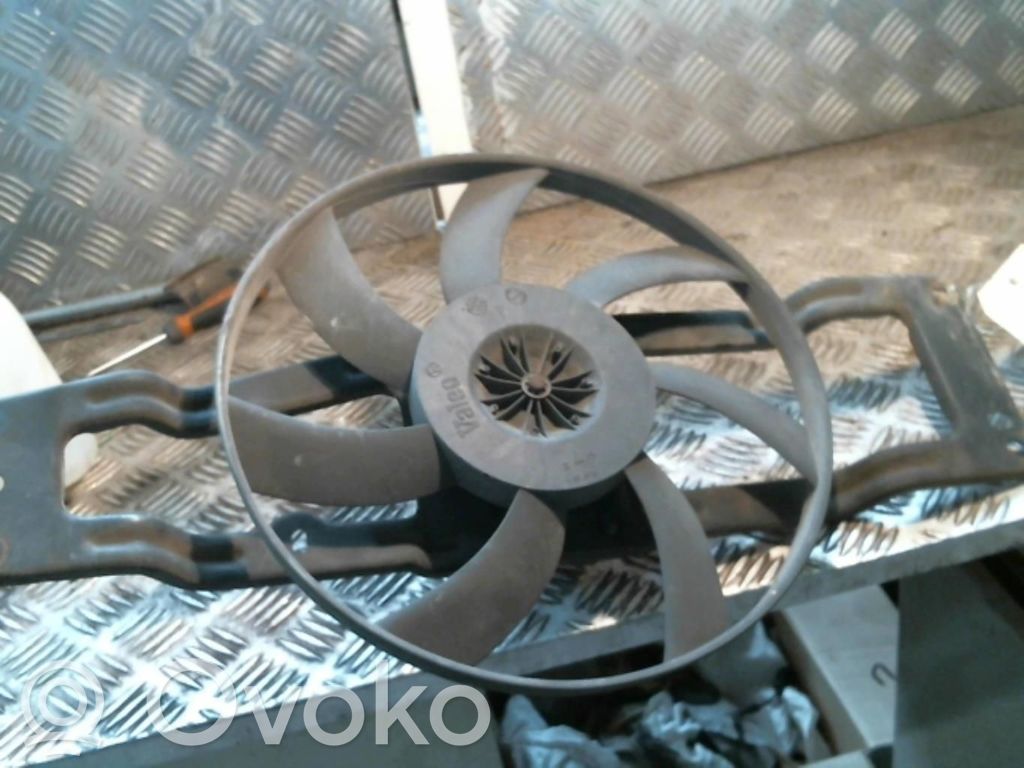 Renault Twingo I Elektryczny wentylator chłodnicy 
