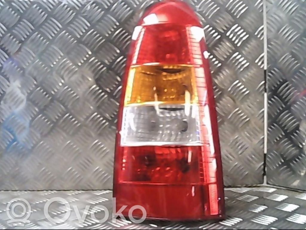 Opel Astra G Lampa tylna 