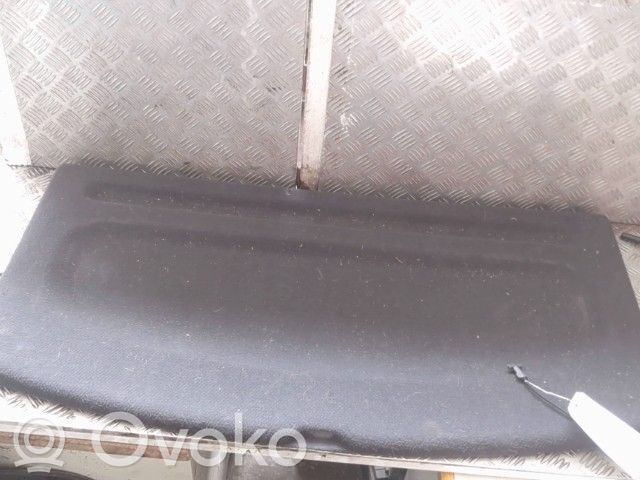 Opel Corsa B Hattuhylly 