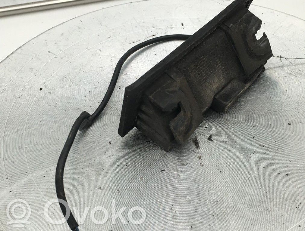Opel Astra H Interruptor para abrir la puerta trasera 