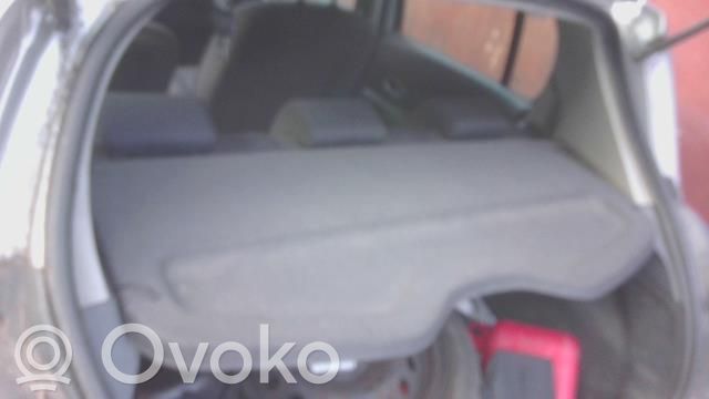 Renault Clio III Hattuhylly 