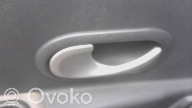 Renault Clio III Manecilla interna puerta trasera 