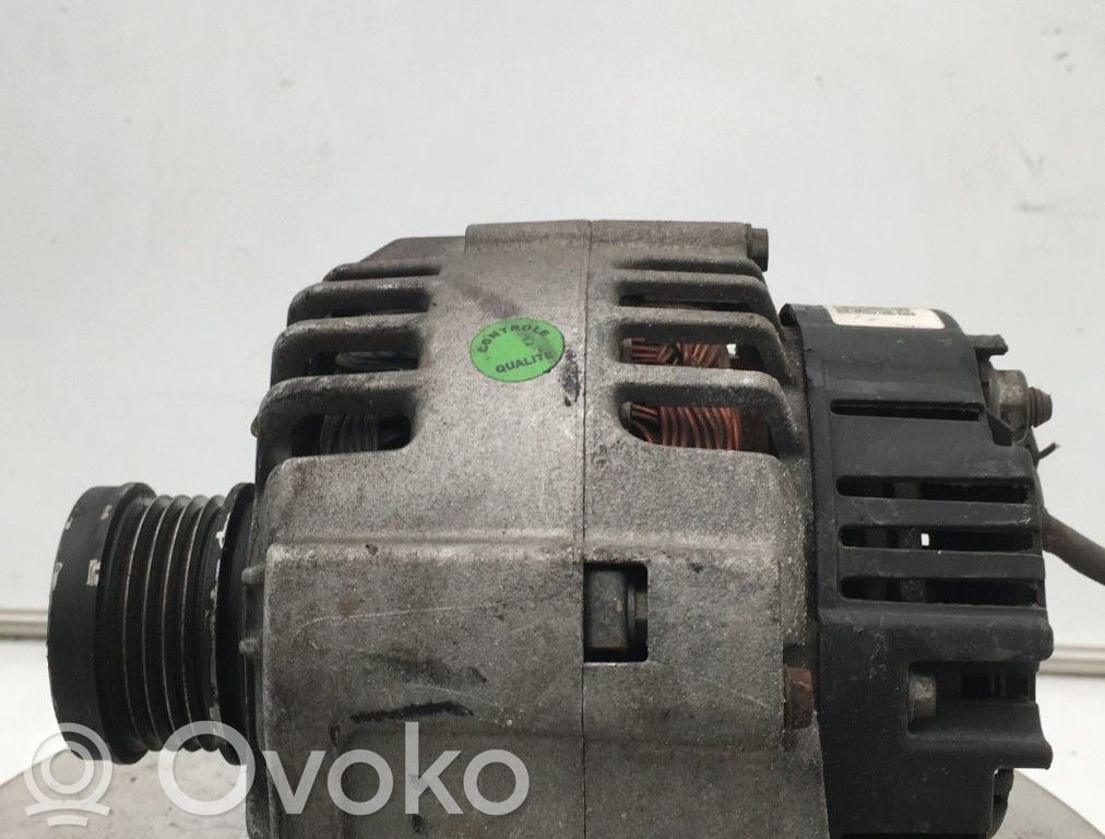 Renault Trafic II (X83) Generator/alternator 