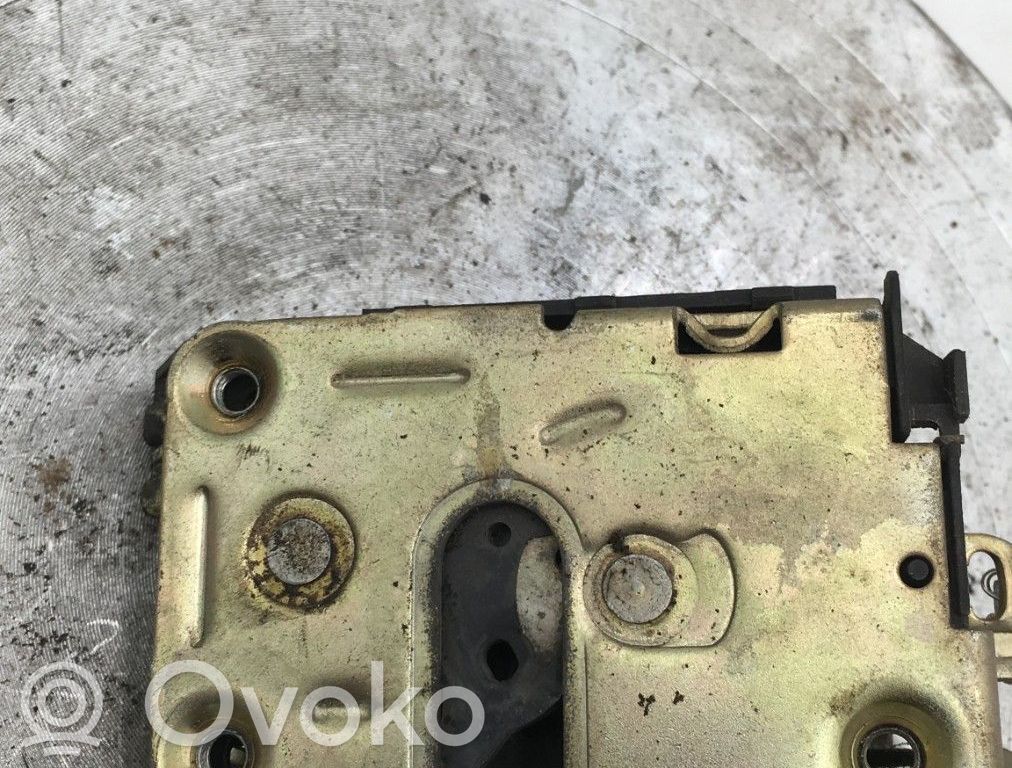 Renault 19 Front door lock 