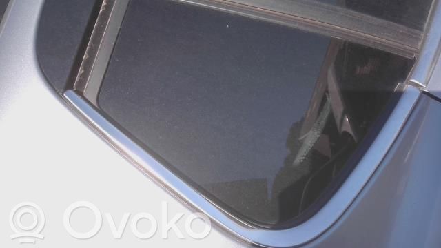 Szyba karoseryjna tylna   9800983780