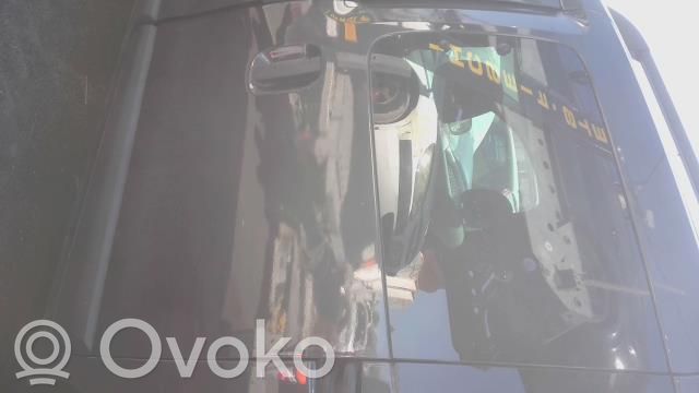 Dacia Dokker Sivuliukuovi 