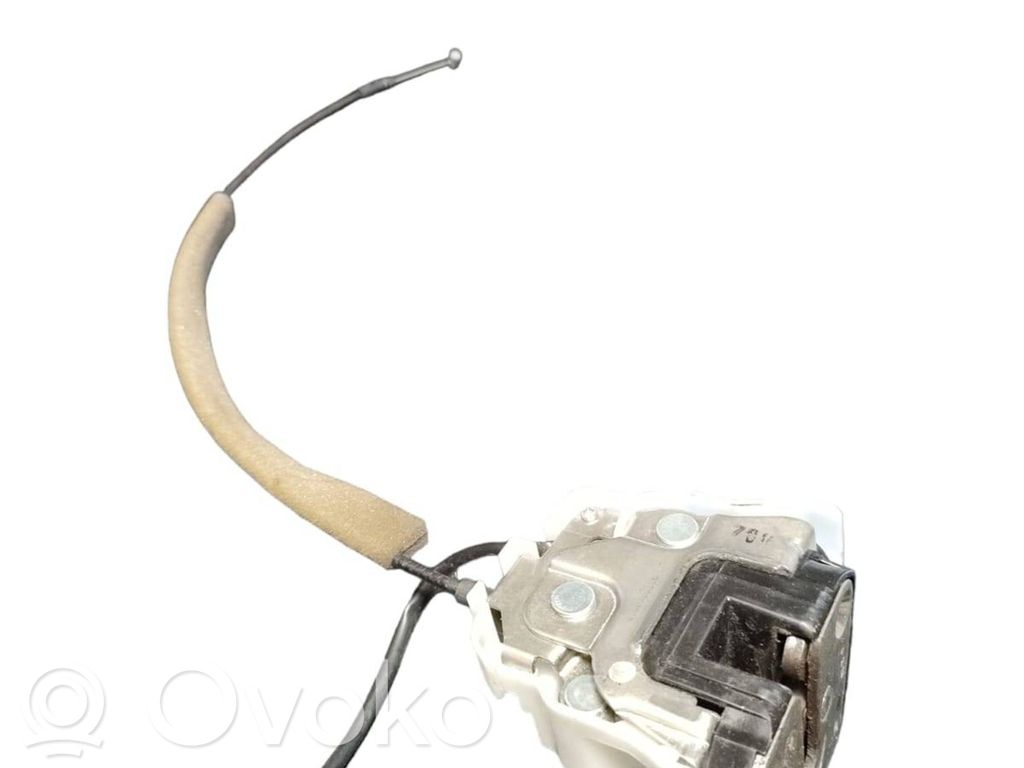 Renault Master III Rear door lock 