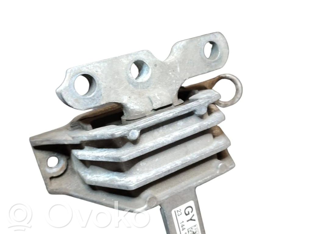 Opel Insignia A Engine mount bracket 
