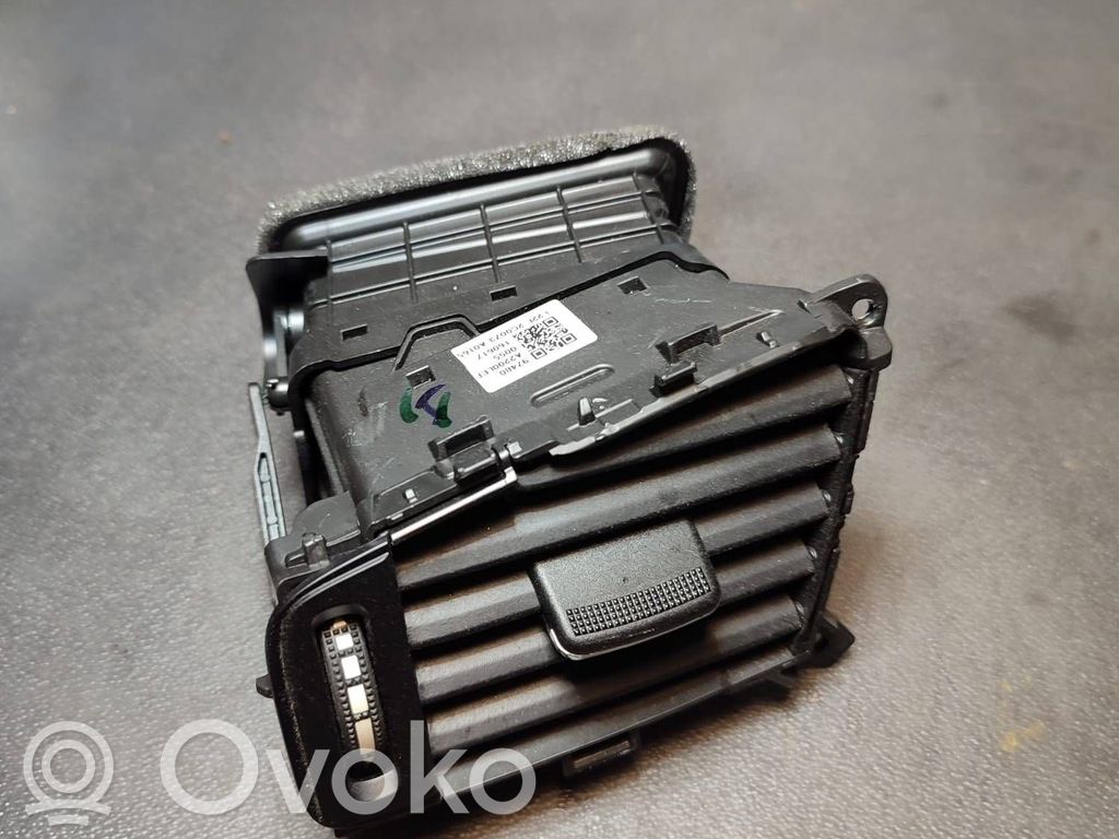 KIA Ceed Dashboard side air vent grill/cover trim 