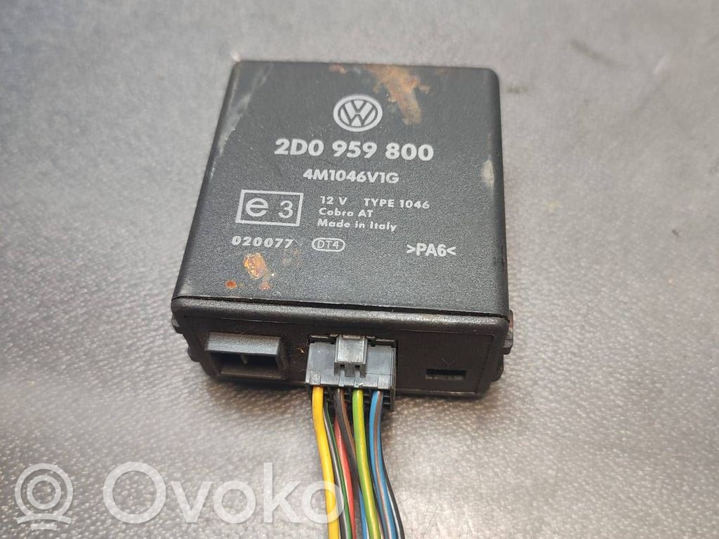 Volkswagen II LT Door control unit/module 